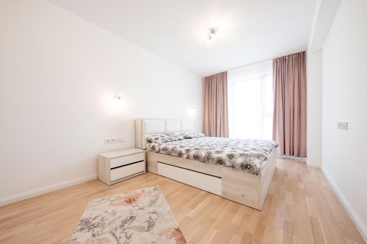 Brand New Luxury Apartment In The Heart Of בראשוב מראה חיצוני תמונה